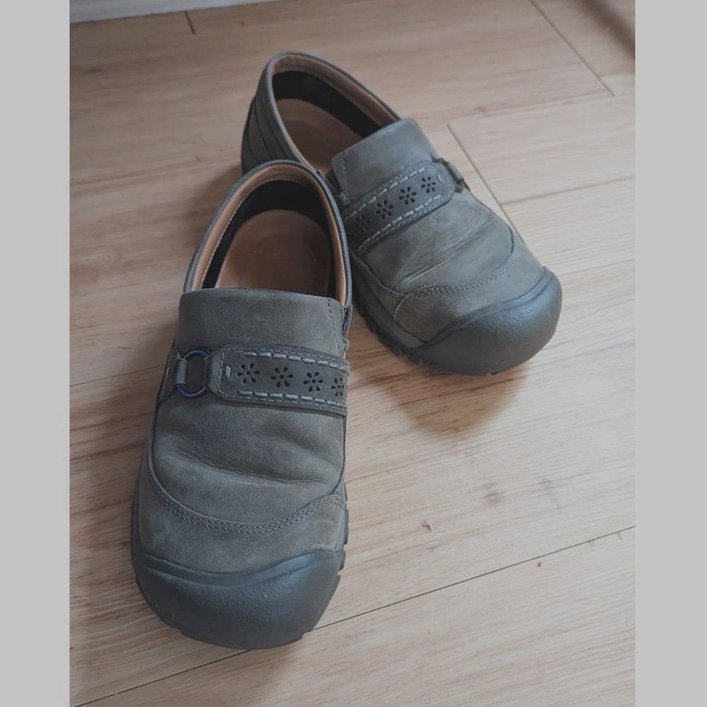 Women's Keen Kaci leather slip on shoes